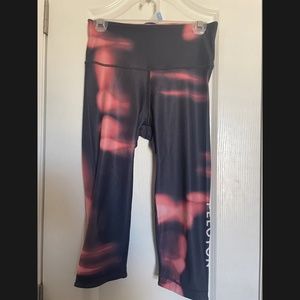 PELOTON WOMEN’S WITH LEGGINGS SIZE LARGE